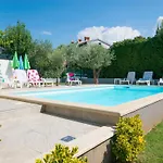 Mit Pool- Grosser Garten By Interhome 別荘 *