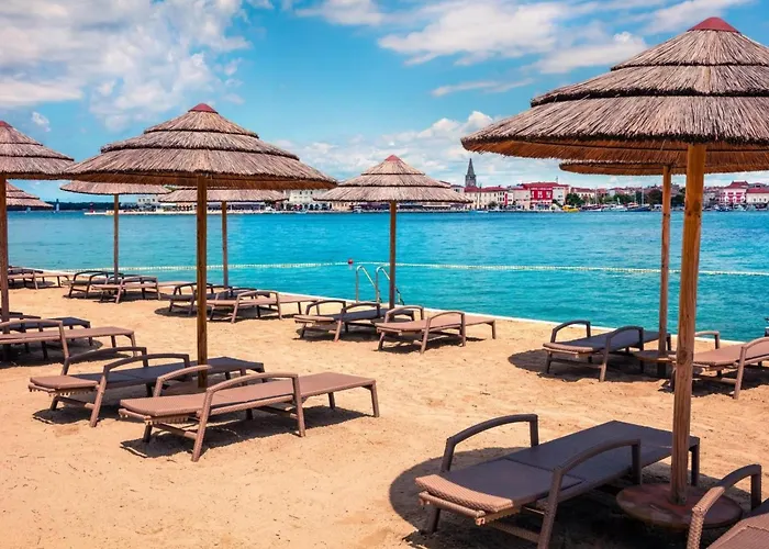 Tatil Evi Mit Pool- Grosser Garten By Interhome *