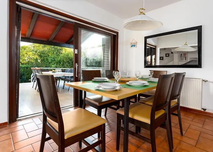 Mit Pool- Grosser Garten By Interhome Feriehus Poreč