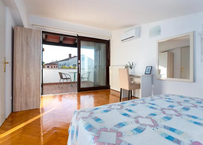 Mit Pool- Grosser Garten By Interhome Ferienhaus *