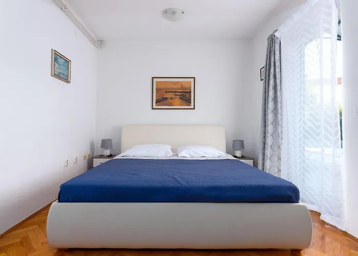 Mit Pool- Grosser Garten By Interhome Ferienhaus *