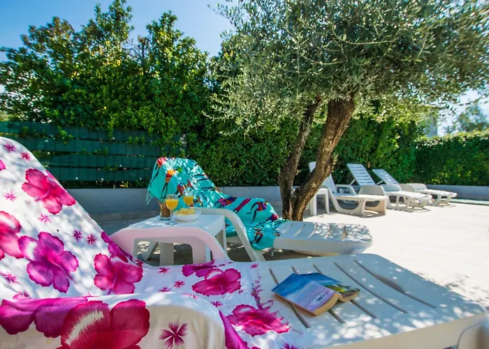 Ferienhaus Mit Pool- Grosser Garten By Interhome